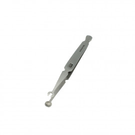 Labret tweezer with lock